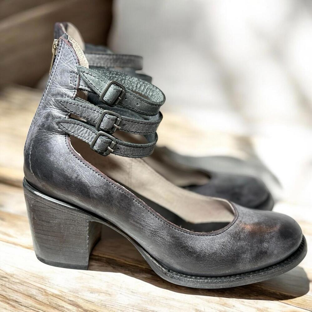 Freebird by Steven FB Randi Ankle Strap Bootie Heels Size 9 Gray Ice Leather EUC